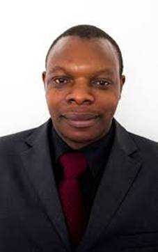 THURSPOETRY: Tinashe Muchuri - Nyangawe Mountain | Three Men On a Boat